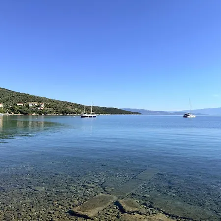 Mitzelitsa - Stunning Sea View Retreat - - Balcony - 2-4 Guests Lejlighed *